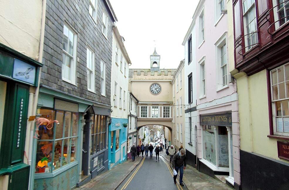 Learning to drive in Totnes